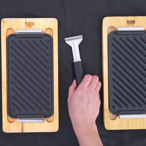 Sear 'N Serve Cast Iron and Wooden Tray Set (5 Piece)